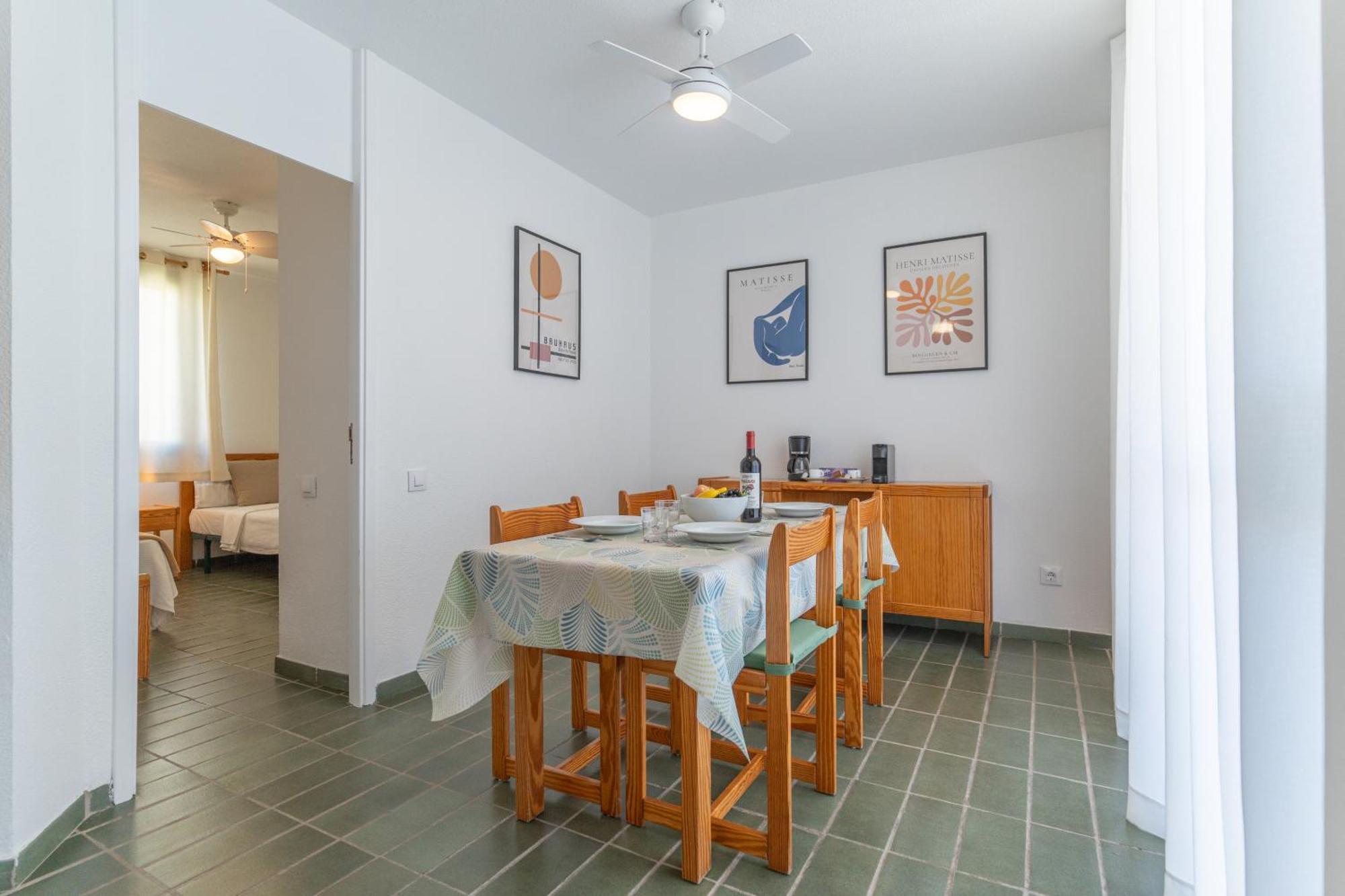 Go2Tenerife Apart Sira Family, Pool & Beach Playa de las Americas  Exterior foto